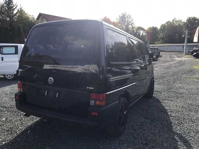 Volkswagen T4__MODEL_OTHER Transporter T4  Kombi 9Sitze TDI Motorschaden